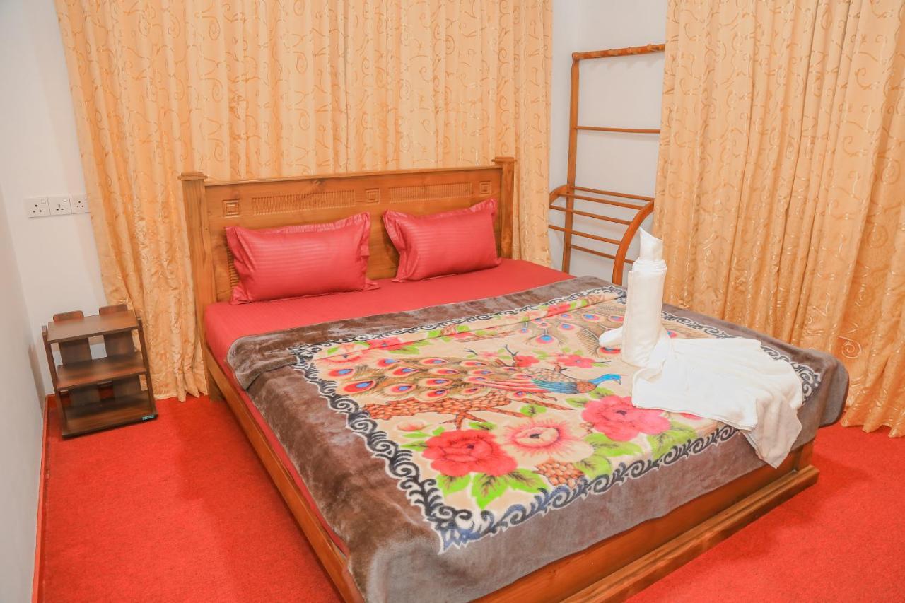 Royal Guest Hotel Inn Νουβάρα Ελίγια Εξωτερικό φωτογραφία